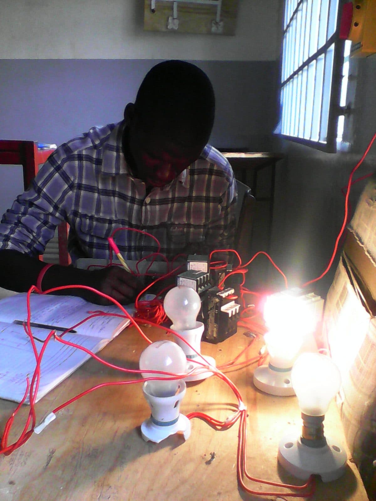 Reparación de cuadro eléctrico en Torrevieja